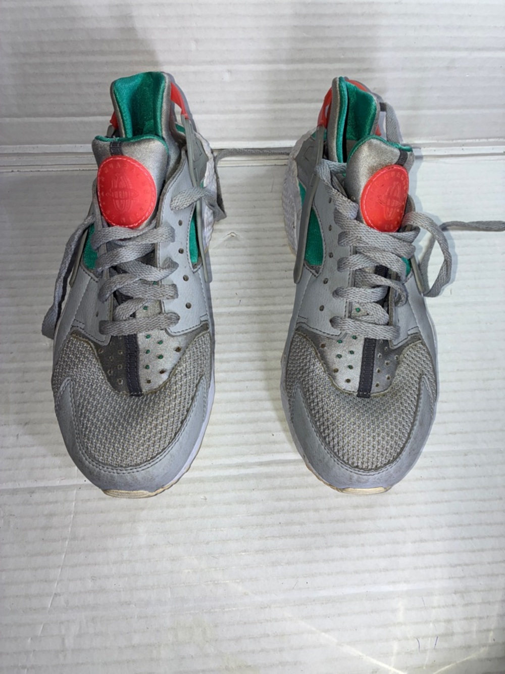 Nike Gray  Sneakers with Teal and Coral Accents USED SKU 318429-053